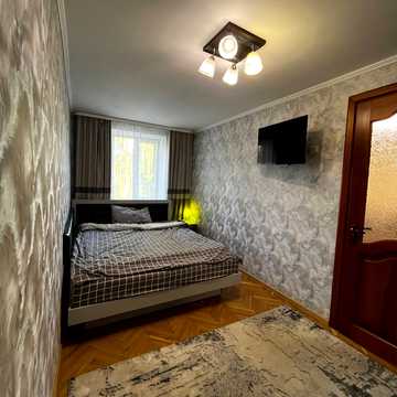 Руставелі вул., 4