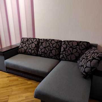Тетяни Яблонської вул., 6