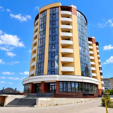 Олени Теліги вул., 63