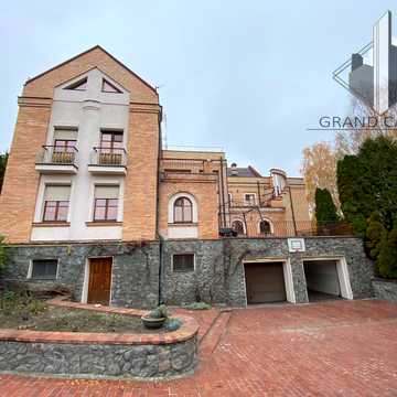 Красицького вул., 42