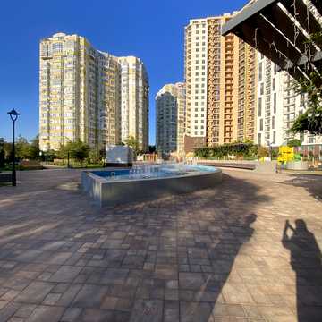 Краснова вул., (67 перлина)