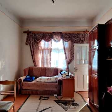 Головна, 46