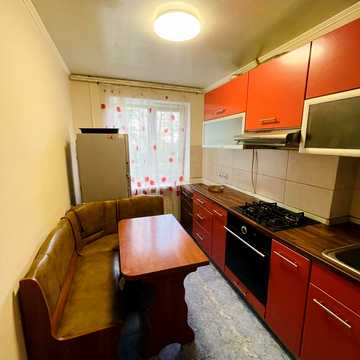 Квітки Цісик вул. (Гулі Корольової), 14