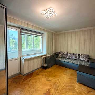 Леся Курбаса просп., 3-А