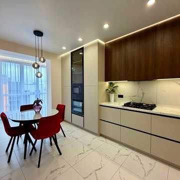 Студентська вул., 30