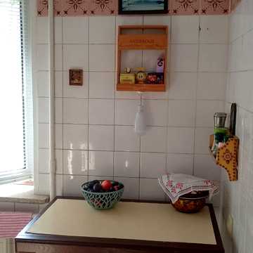 Чорнобильська вул., 3