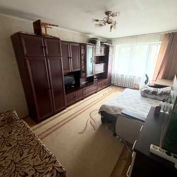 Дністерська вул. (Двінська), 1
