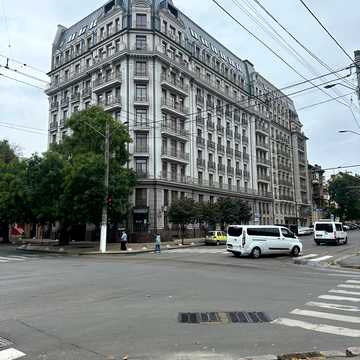 Велика Арнаутська вул., 39