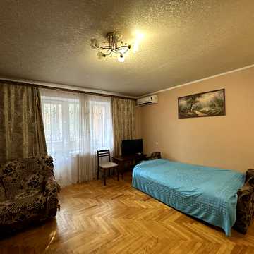 Депутатська вул., 6