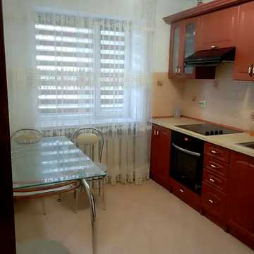Стрийська вул., 77
