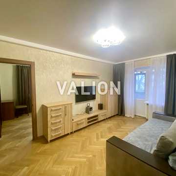 Гусовського вул., 1