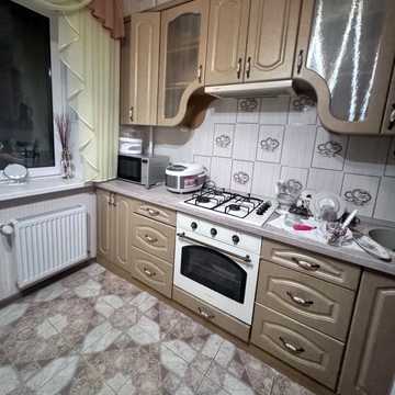 Івана Сльоти вул., 49г