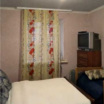 Богуна вул., 14