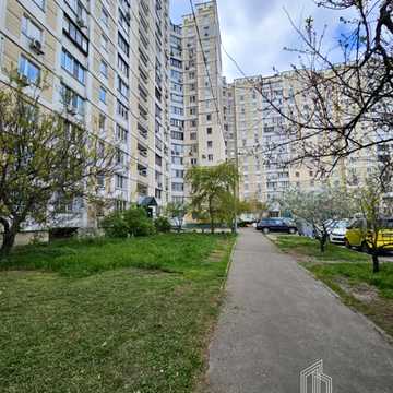 Петра Григоренка просп., 5