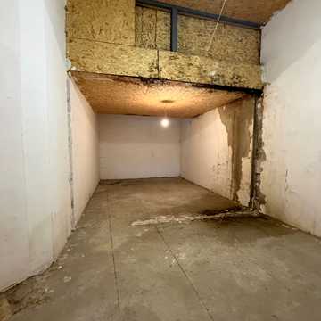 Пастера вул., 22
