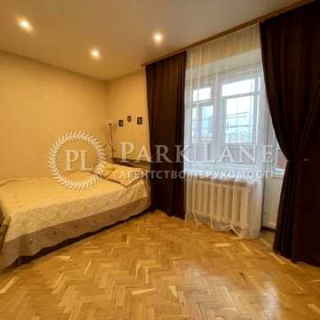 Панаса Мирного вул., 27