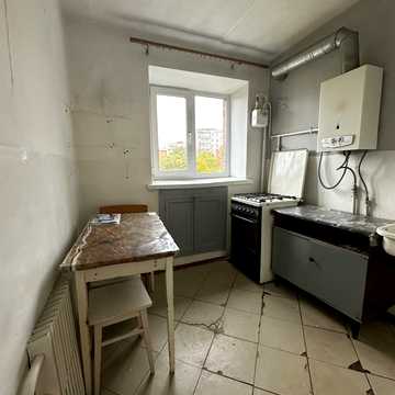 Зарічанська вул., 24/2