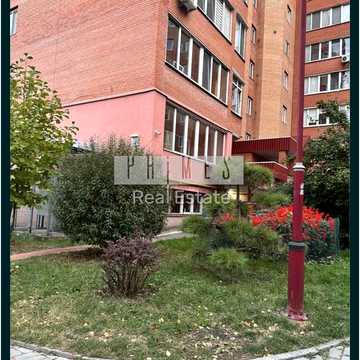 Машинобудівників вул., 2-В
