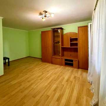 Київська вул., 65