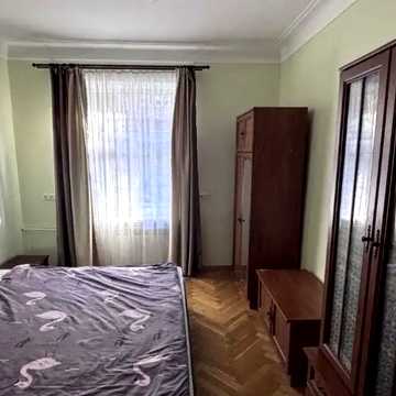 Професора Підвисоцького вул., 16