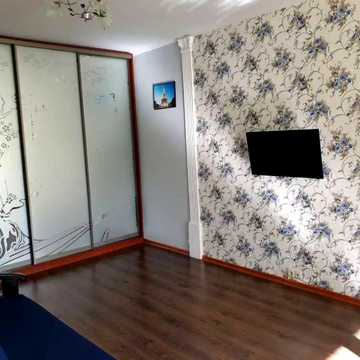 Лариси Руденко вул., 7