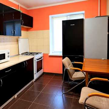 Оболонський просп., 34-Б