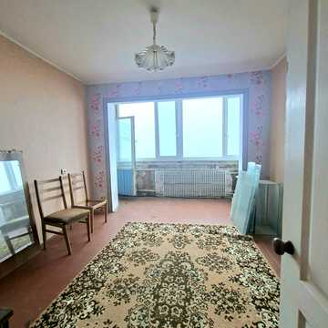 Стародніпровська вул. (Воронезька), 1
