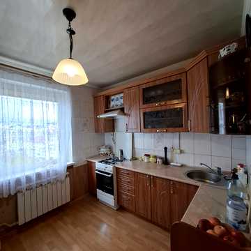 24 Серпня вул., 11