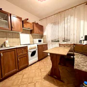 Запорізьке шосе, 4