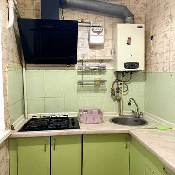 Криворізька вул., 28