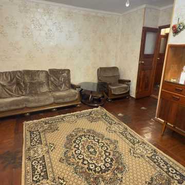 Академіка Філатова вул., 33