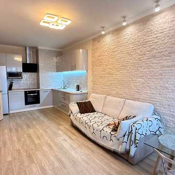 Літературна вул., 8