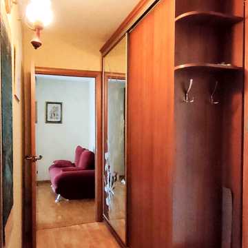 Зої Гайдай вул., 12/10