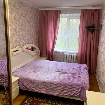 Юності просп., 36