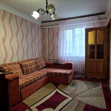 Шведська вул., 18