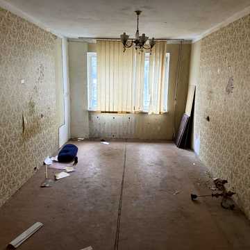 Ярослава Баїса вул. (Володимира Висоцького), 10