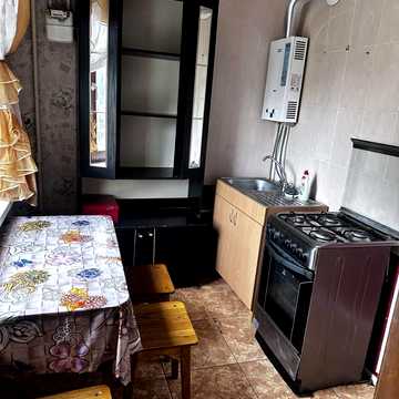 Охтирська вул., 24