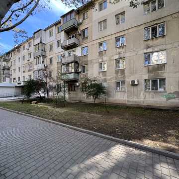 Адміральський просп. (Патріса Лумумби), 1б