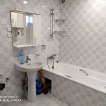 Миру вул., 6