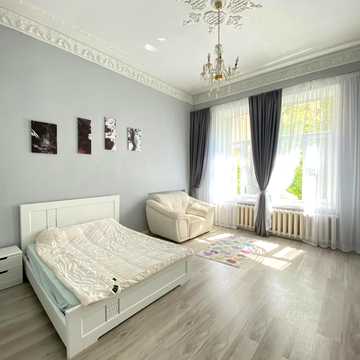 Костельна вул., 7