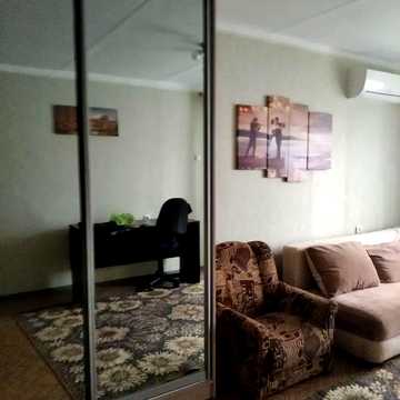 Середньофонтанська вул., 12а