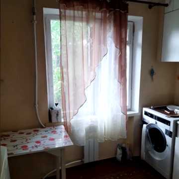 Олександра Поля вул., 94-А