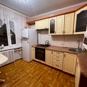 Панаса Мирного вул., 25