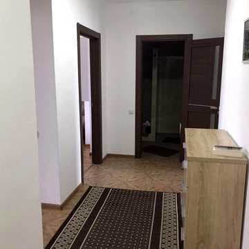 Богдана-Ігора Антонича вул., 7
