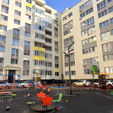 Героїв Крут вул., 4-Б