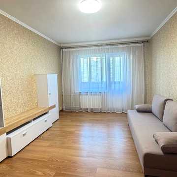 Драгоманова вул., 23