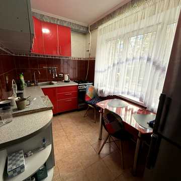 Ірини Бекешкіної вул. (Генерала Карбишева), 8