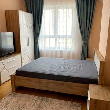 Олександра Мишуги вул., 2