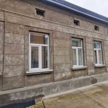 Зустрічна вул., 10