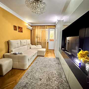 Павла Чубинського вул. (Крупської), 8